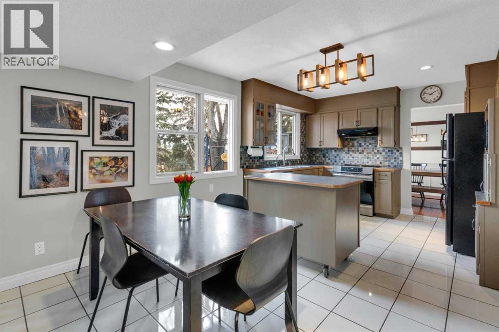 356 Cannington Place SW, Calgary, Alberta  T2W 1Z9 - Photo 13 - A2297205