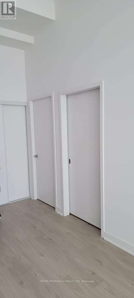 511 - 3900 Confederation Parkway, Mississauga, Ontario  L5B 0M3 - Photo 6 - W12974306