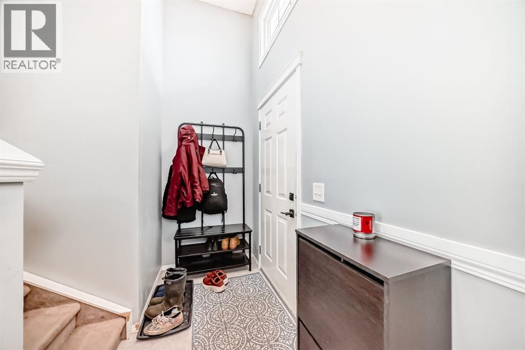 213 Hillvale Crescent, Strathmore, Alberta  T1P 1X6 - Photo 4 - A2299215