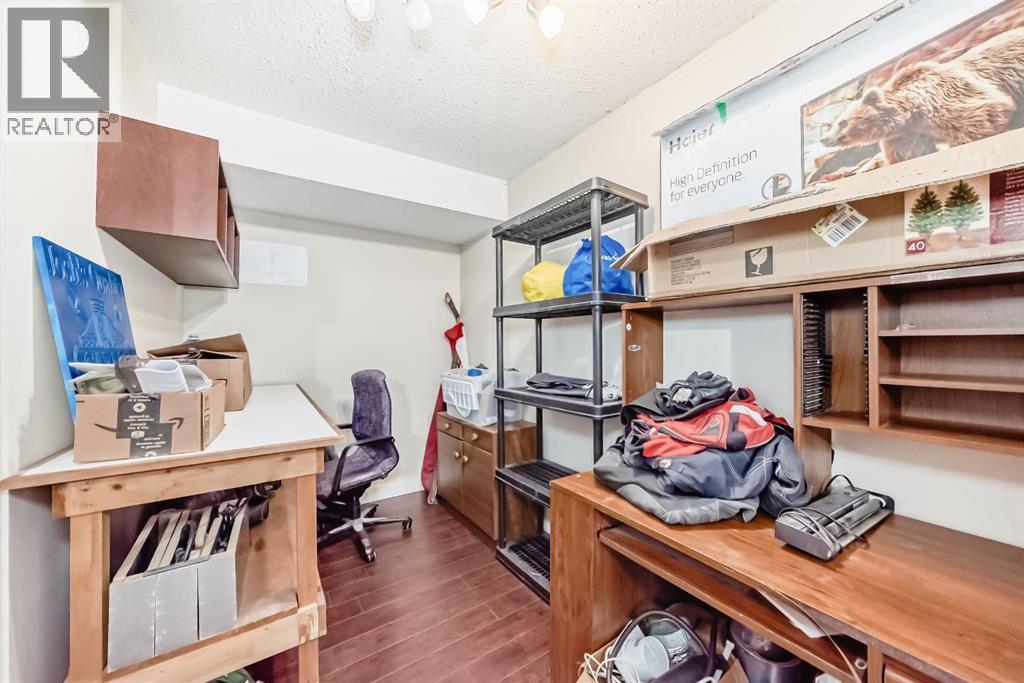 213 Hillvale Crescent, Strathmore, Alberta  T1P 1X6 - Photo 31 - A2299215