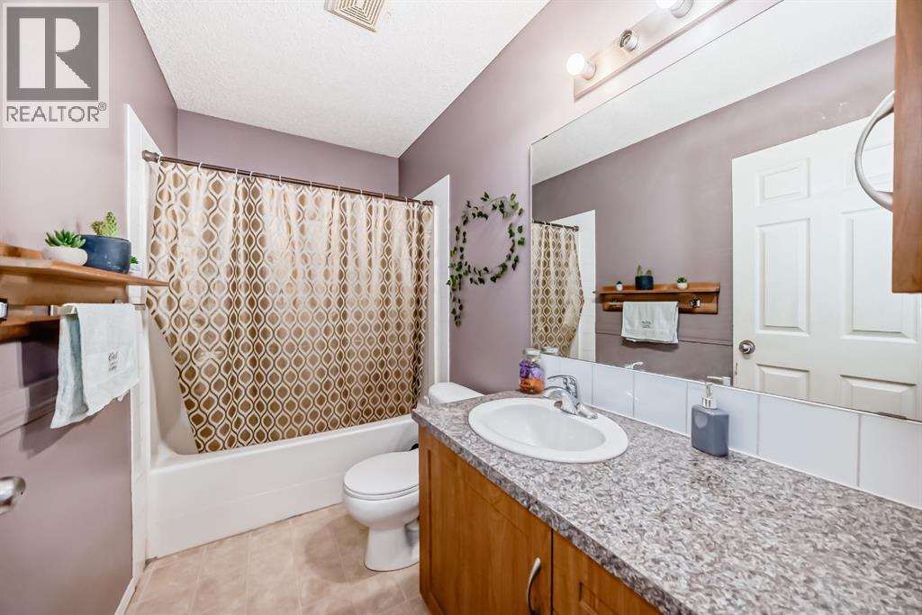 213 Hillvale Crescent, Strathmore, Alberta  T1P 1X6 - Photo 22 - A2299215