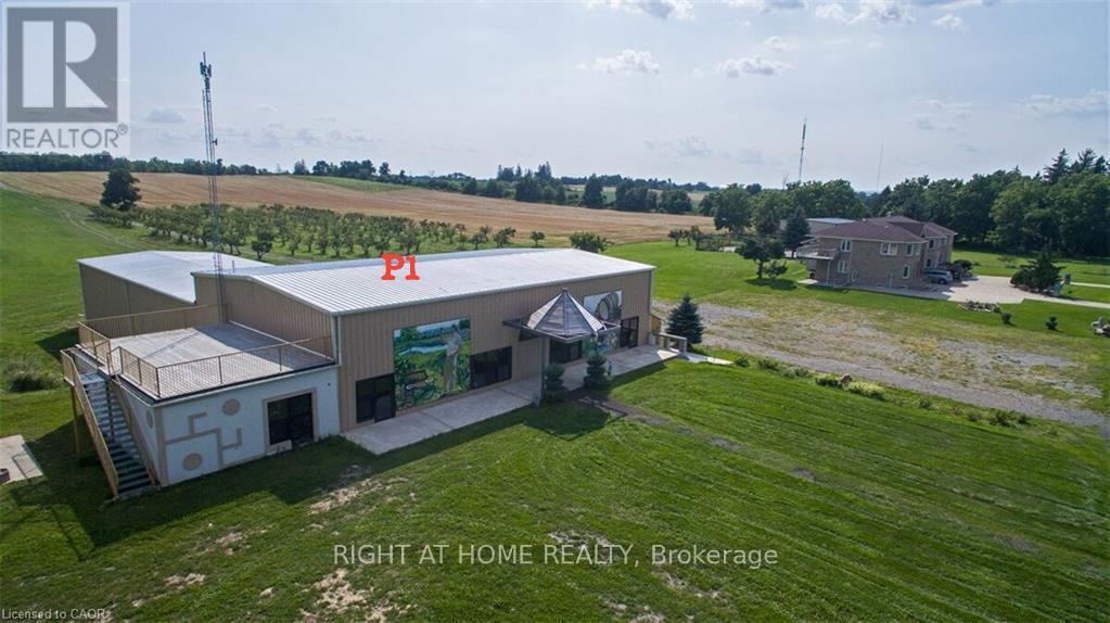 568 Ridge Road, Hamilton, Ontario  L8J 2Y6 - Photo 3 - X12923618