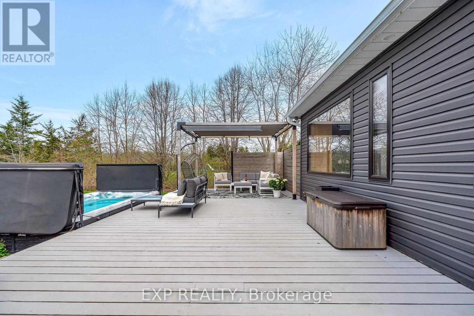 135 Hiscock Shores Road, Prince Edward County (Ameliasburg Ward), Ontario  K0K 1L0 - Photo 40 - X12571148