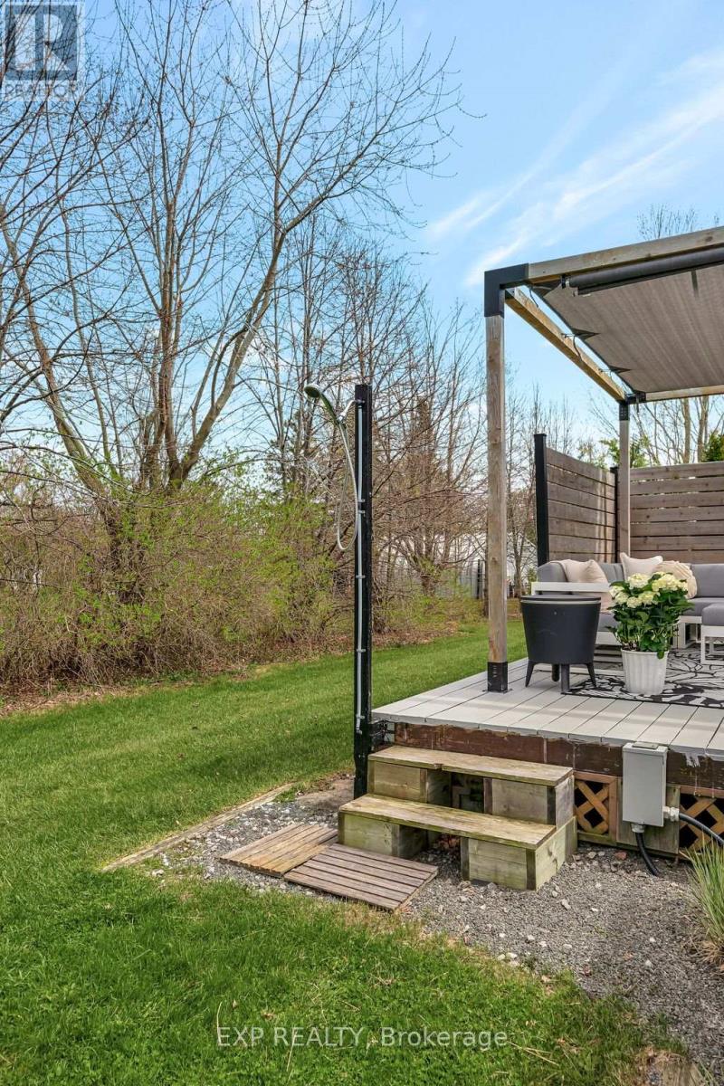 135 Hiscock Shores Road, Prince Edward County (Ameliasburg Ward), Ontario  K0K 1L0 - Photo 43 - X12571148