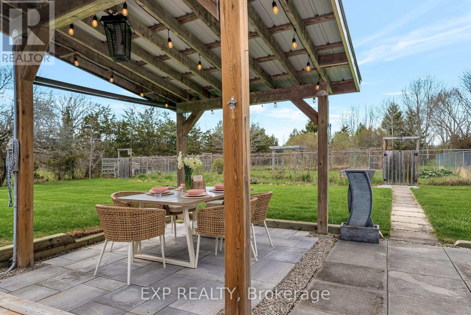 135 Hiscock Shores Road, Prince Edward County (Ameliasburg Ward), Ontario  K0K 1L0 - Photo 44 - X12571148