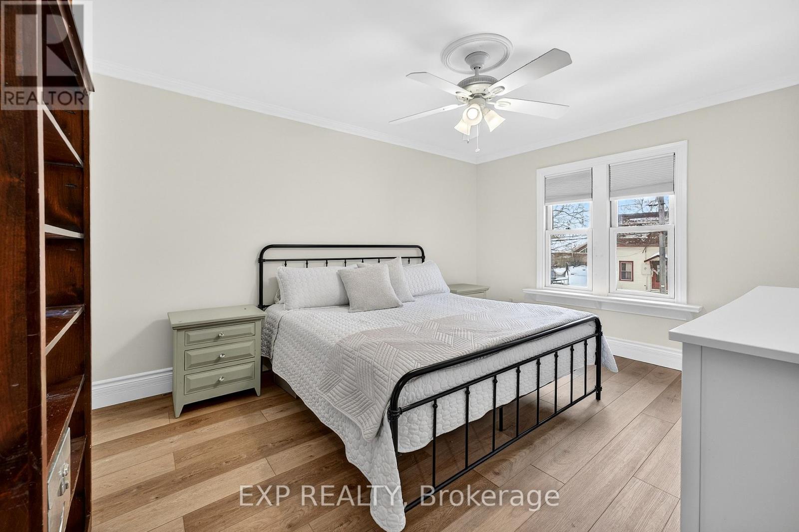 16 Barker Street, Prince Edward County (Picton Ward), Ontario  K0K 2T0 - Photo 25 - X12908208