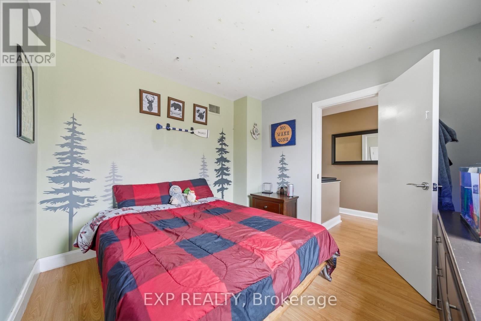 10 Valleyview Crescent, Belleville, Ontario  K8P 3G1 - Photo 27 - X12941678