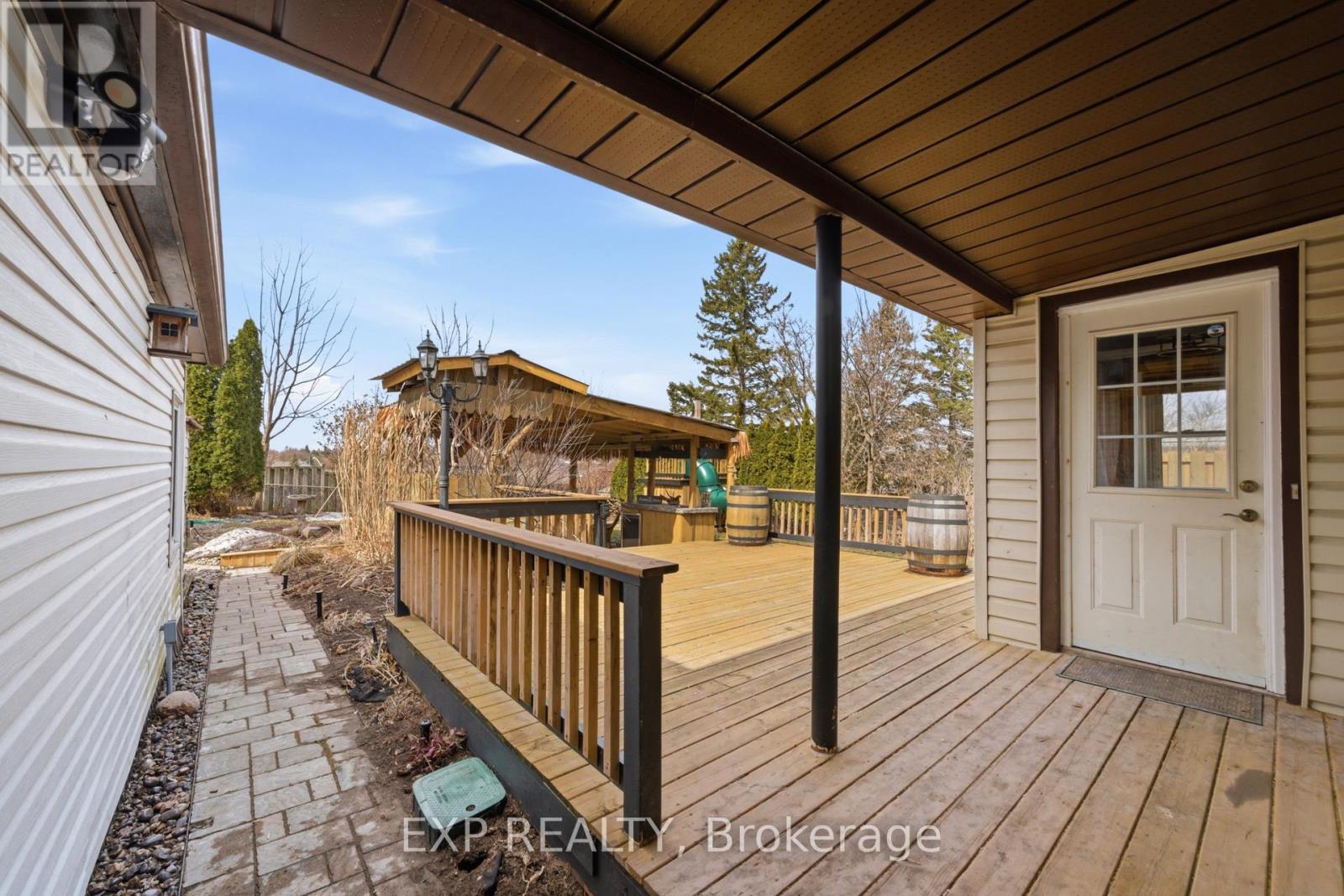 10 Valleyview Crescent, Belleville, Ontario  K8P 3G1 - Photo 38 - X12941678