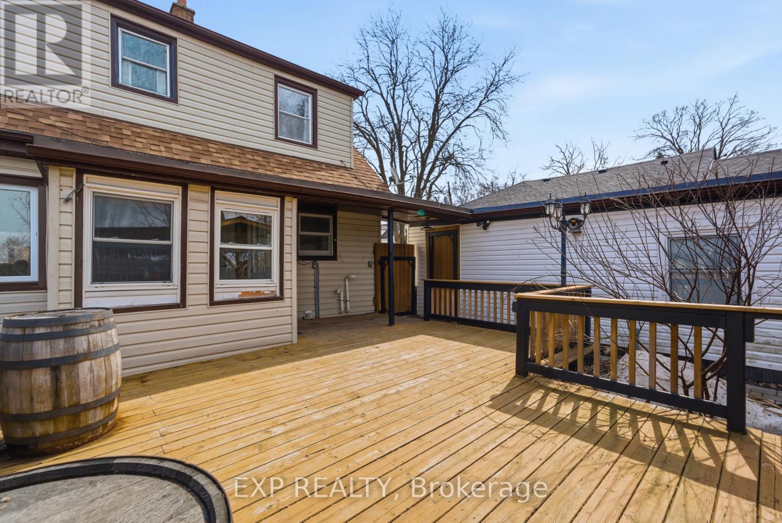 10 Valleyview Crescent, Belleville, Ontario  K8P 3G1 - Photo 42 - X12941678