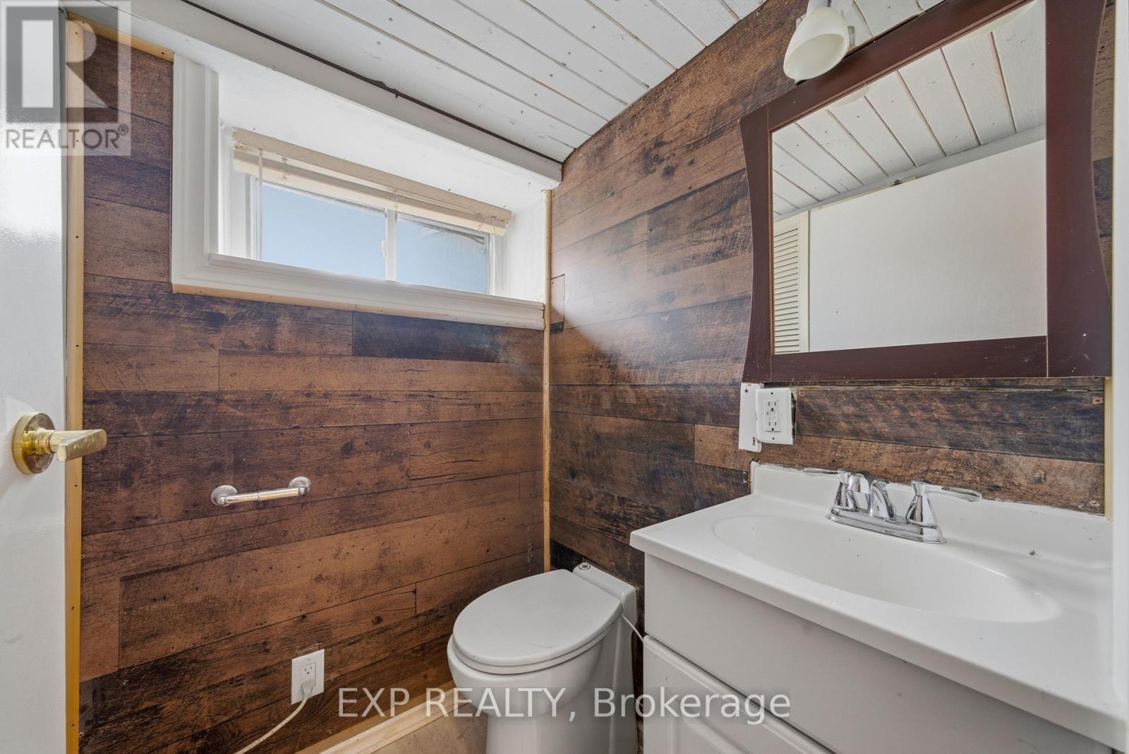 10 Valleyview Crescent, Belleville, Ontario  K8P 3G1 - Photo 35 - X12941678