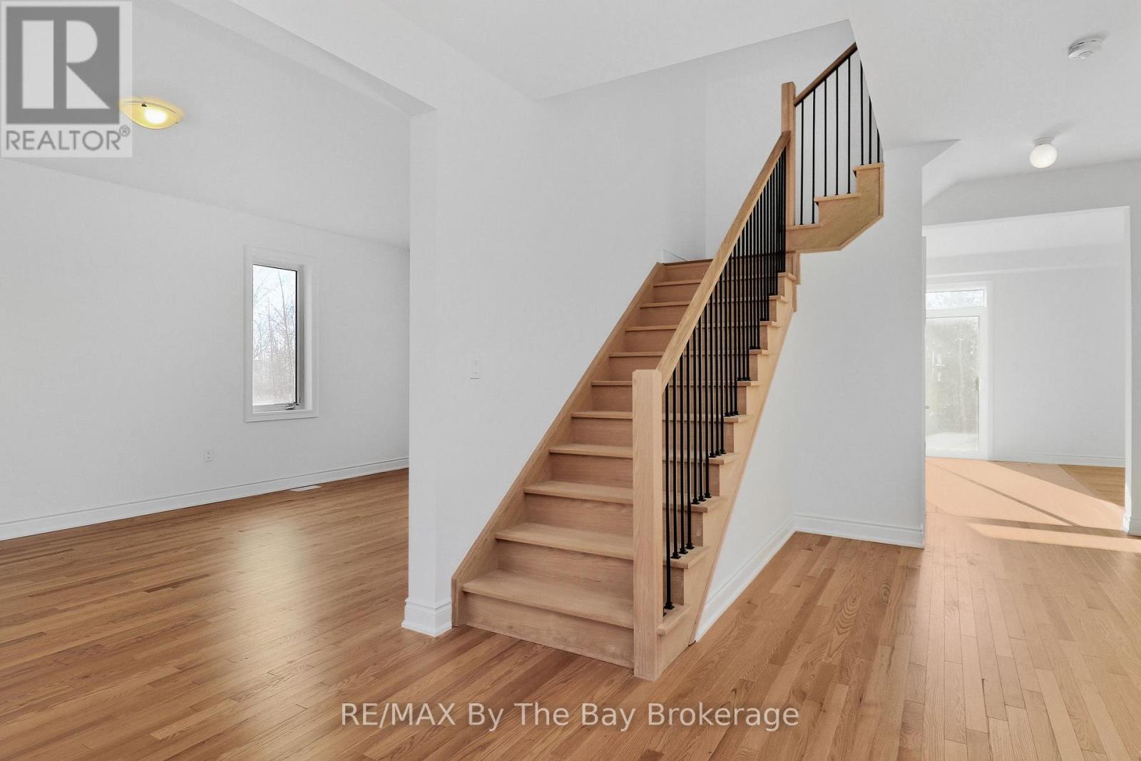 50 Amber Drive, Wasaga Beach, Ontario  L9Z 0R8 - Photo 13 - S12975152