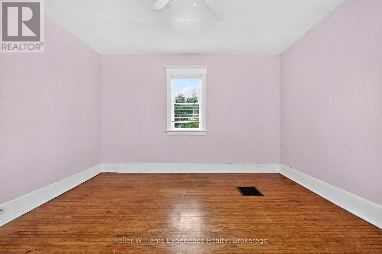 2936 Flos 6 Road W, Springwater, Ontario  L0L 1P0 - Photo 30 - S12975196