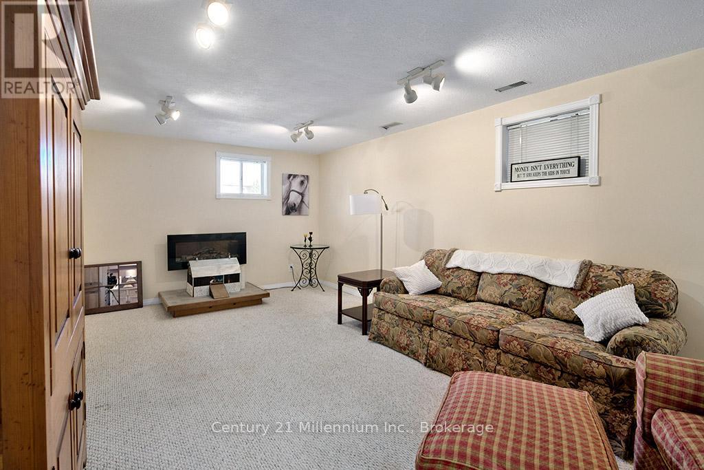 5 Reid Crescent, Collingwood, Ontario  L9Y 4T6 - Photo 31 - S12975242