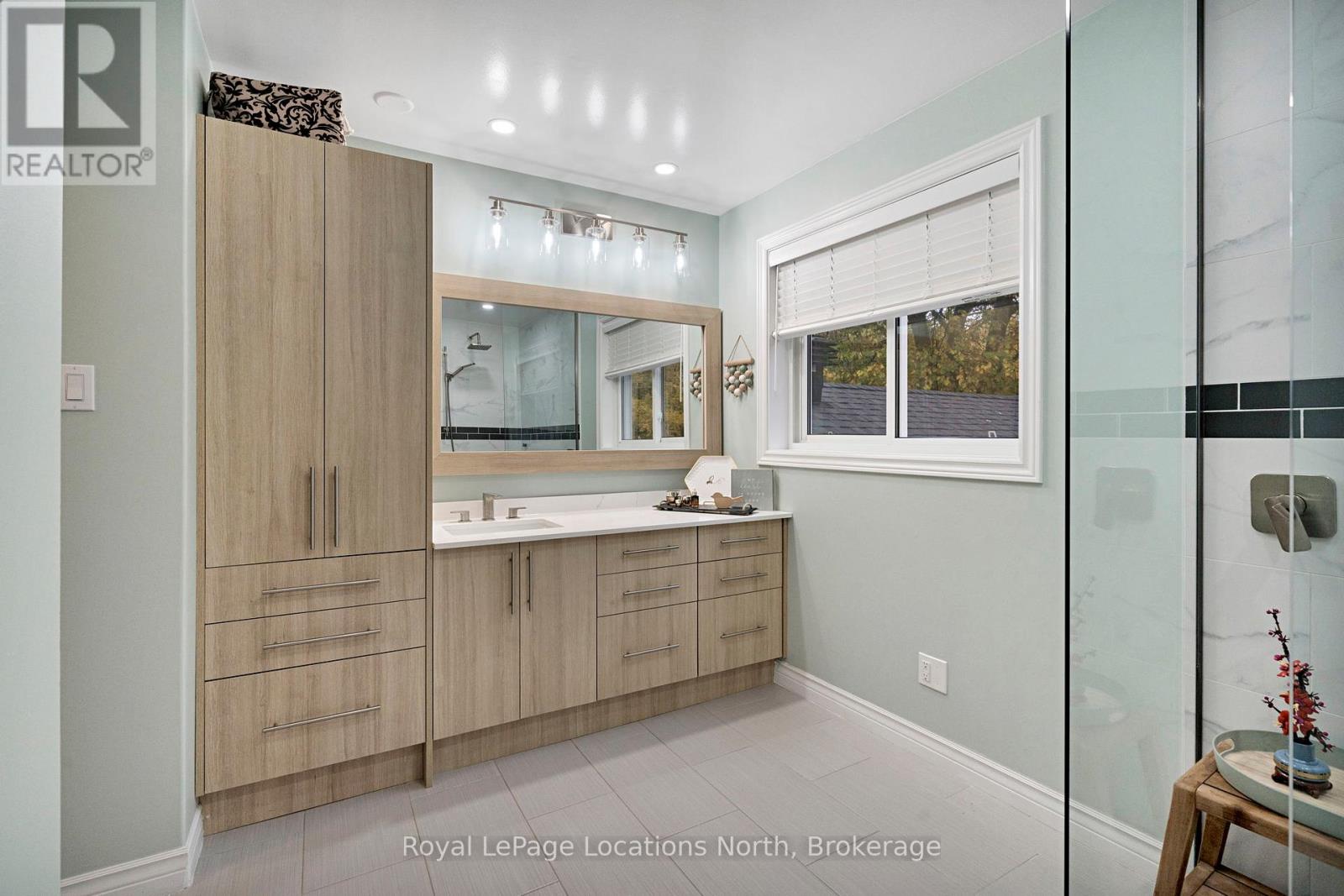 266 45th Street S, Wasaga Beach, Ontario  L9Z 1R3 - Photo 26 - S12975336