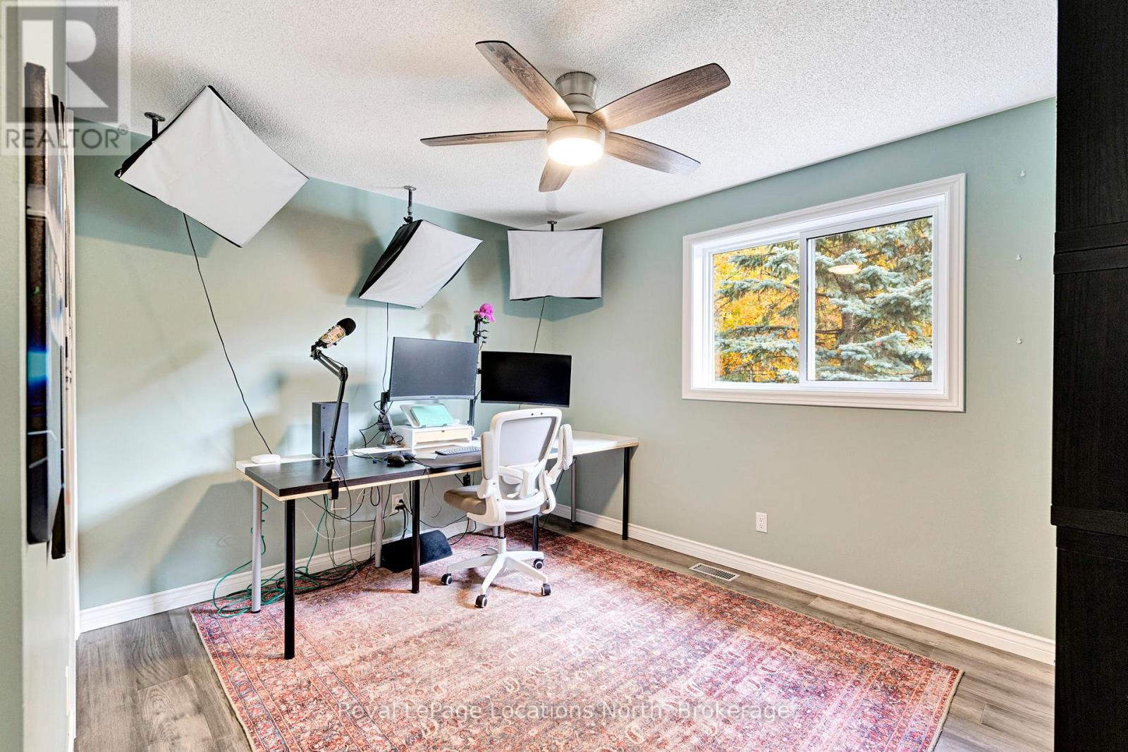 266 45th Street S, Wasaga Beach, Ontario  L9Z 1R3 - Photo 29 - S12975336