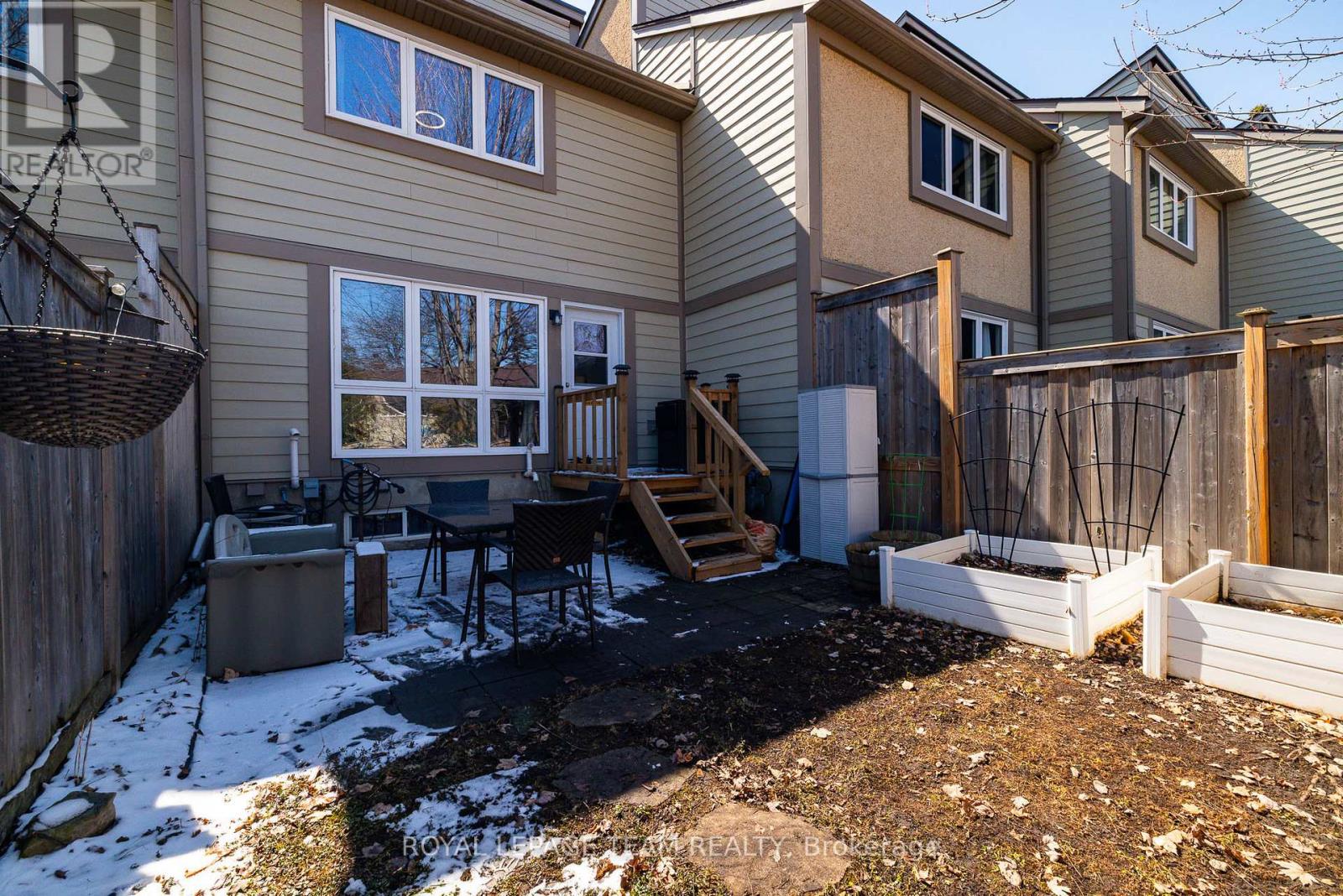 28 - 28 Peary Way, Ottawa, Ontario  K2L 1Z8 - Photo 27 - X12975012