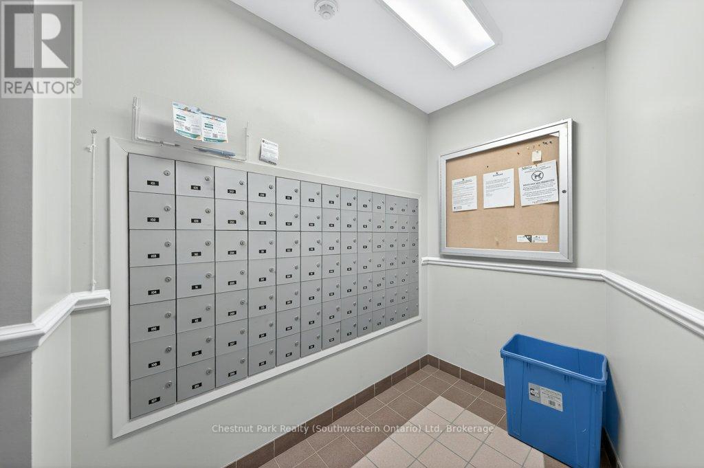 501 - 107 Bagot Street, Guelph, Ontario  N1H 8H5 - Photo 11 - X12975168