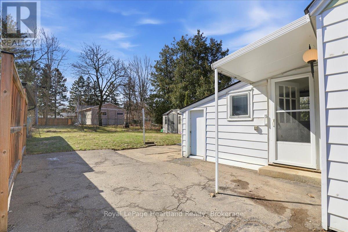 19 Perth Road, Kitchener, Ontario  N2M 3G6 - Photo 25 - X12975202