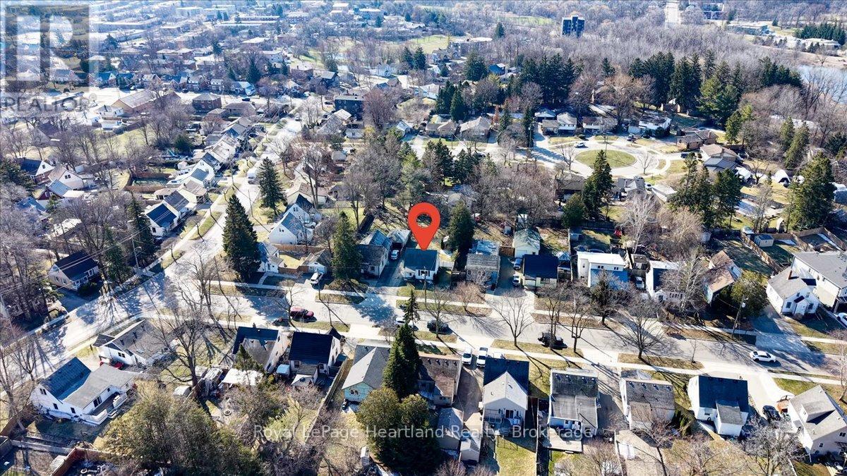 19 Perth Road, Kitchener, Ontario  N2M 3G6 - Photo 29 - X12975202