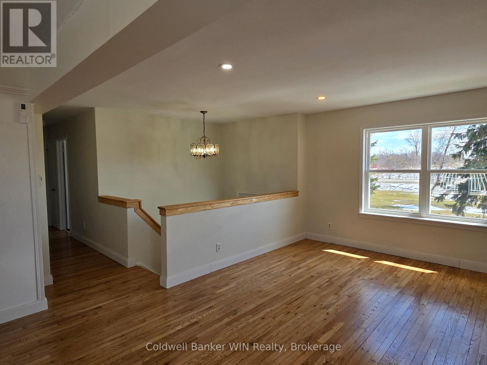 7324 5 Side Road E, Wellington North, Ontario  N0G 2L0 - Photo 5 - X12975204