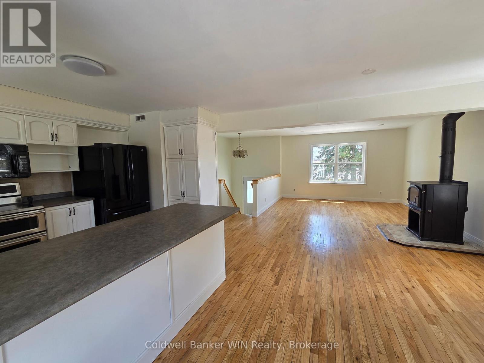 7324 5 Side Road E, Wellington North, Ontario  N0G 2L0 - Photo 7 - X12975204