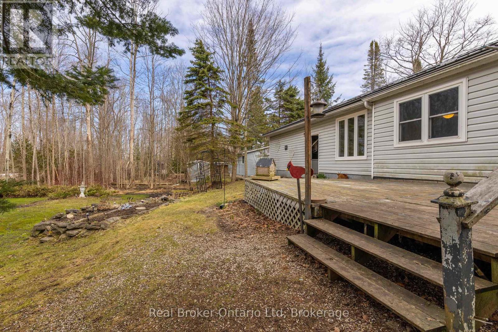 14 Mapleport Crescent S, South Bruce Peninsula, Ontario  N0H 2G0 - Photo 24 - X12975240