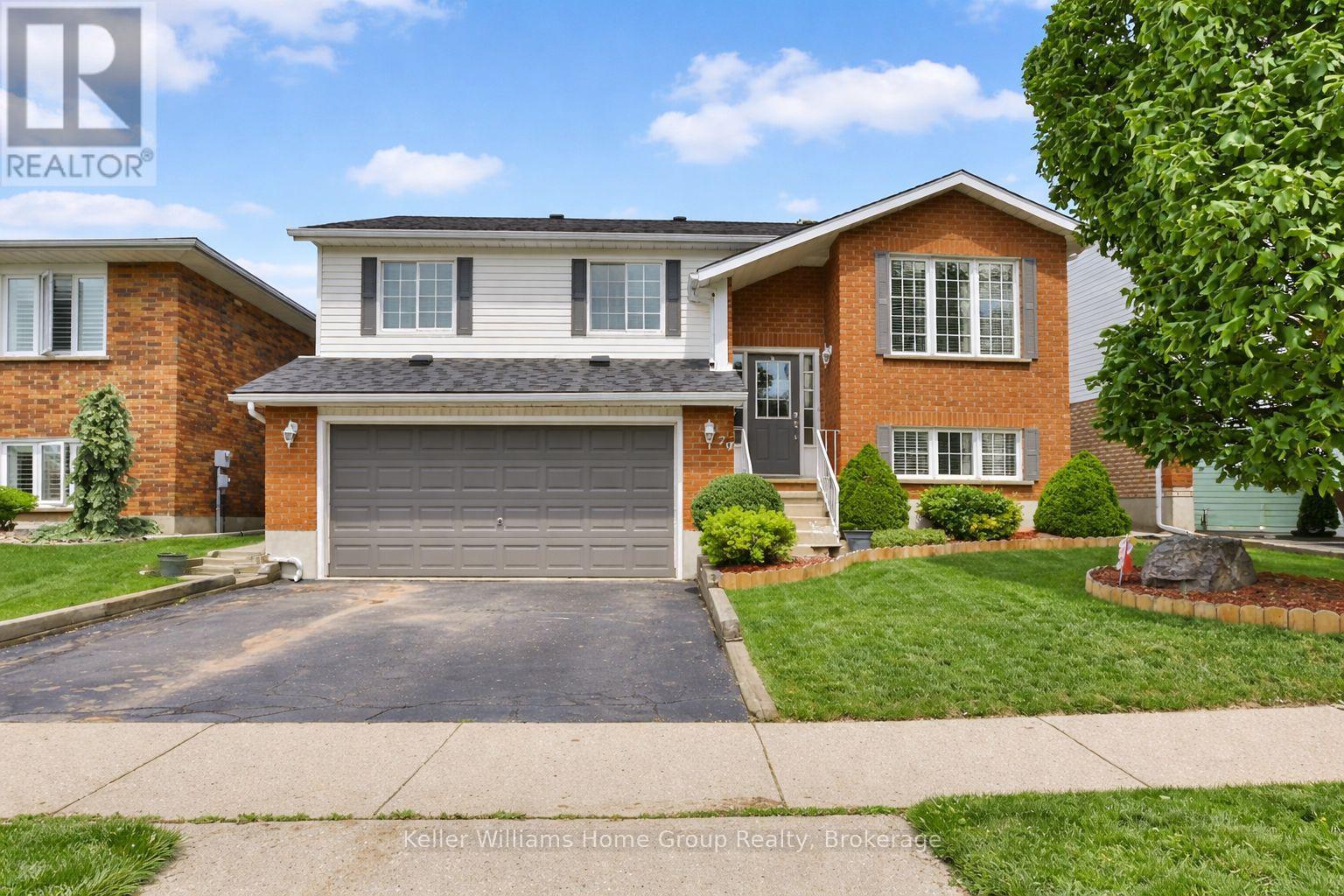 79 Hazelwood Crescent, Cambridge, Ontario  N1R 8A4 - Photo 3 - X12975244