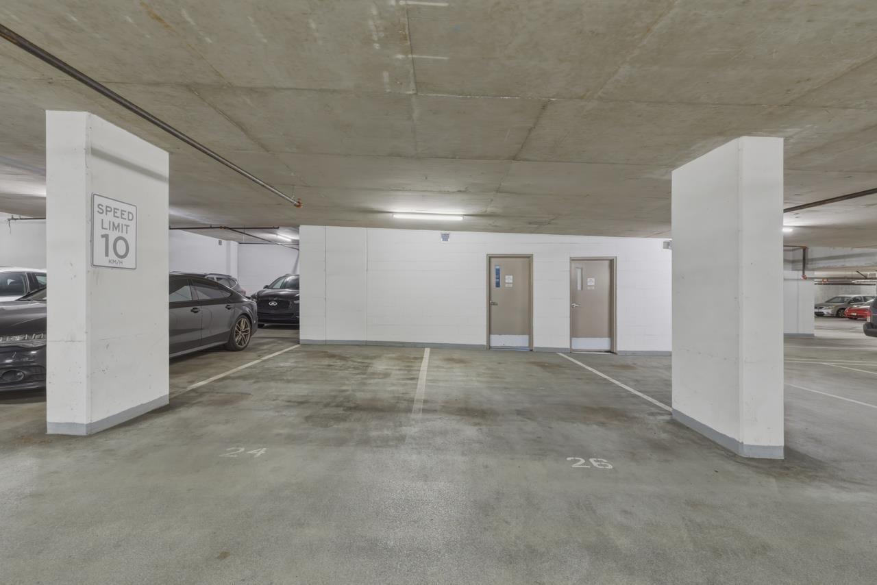 2701 13303 Central Avenue, Surrey, British Columbia V3T 0K6 - Photo 38 - R3106495