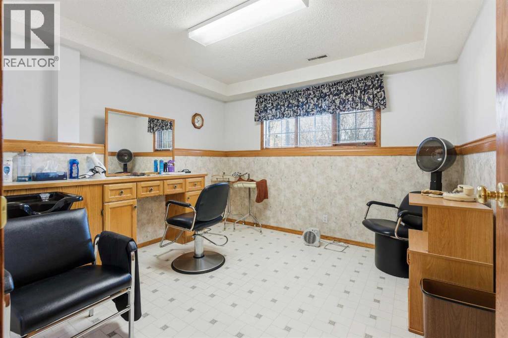 531 Sierra Morena Court Sw, Calgary, Alberta  T3H 3C2 - Photo 30 - A2297449