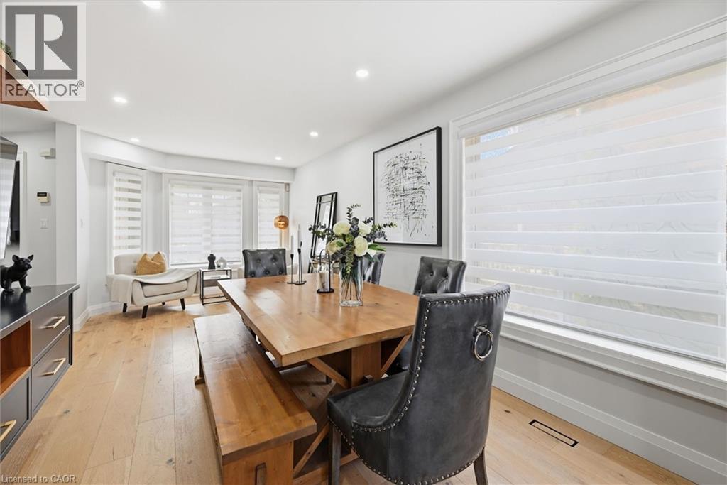 17 Fenwick Place, Waterdown, Ontario  L0R 2H5 - Photo 9 - 40818161