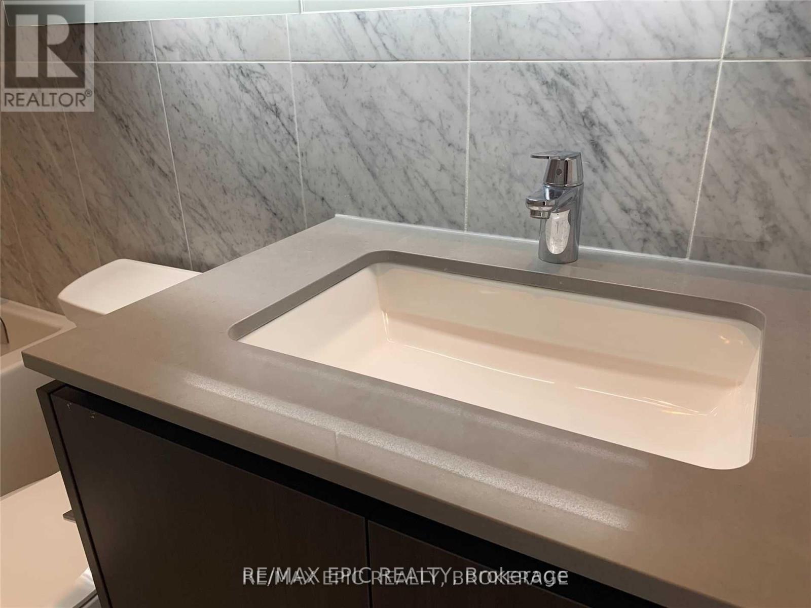 1503 - 80 Queens Wharf Road, Toronto, Ontario M5V 0J3 - Photo 19 - C12975184