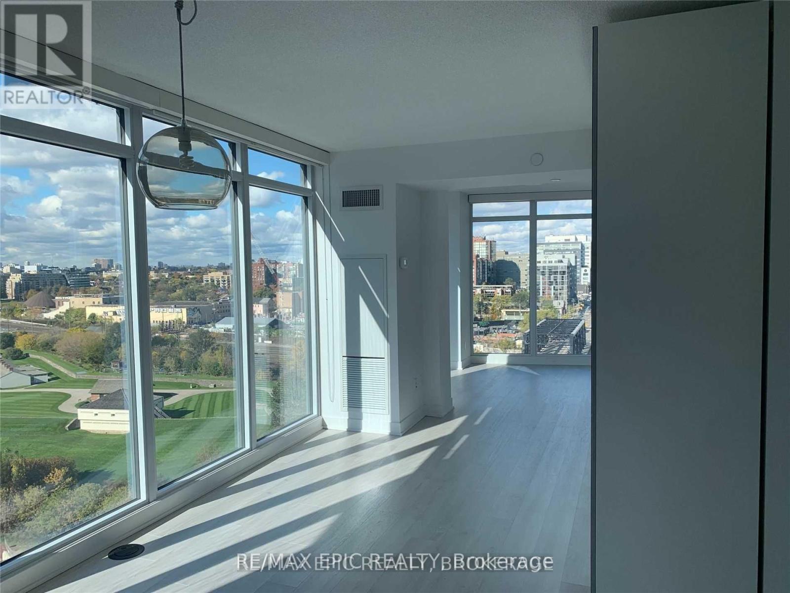 1503 - 80 Queens Wharf Road, Toronto, Ontario M5V 0J3 - Photo 6 - C12975184