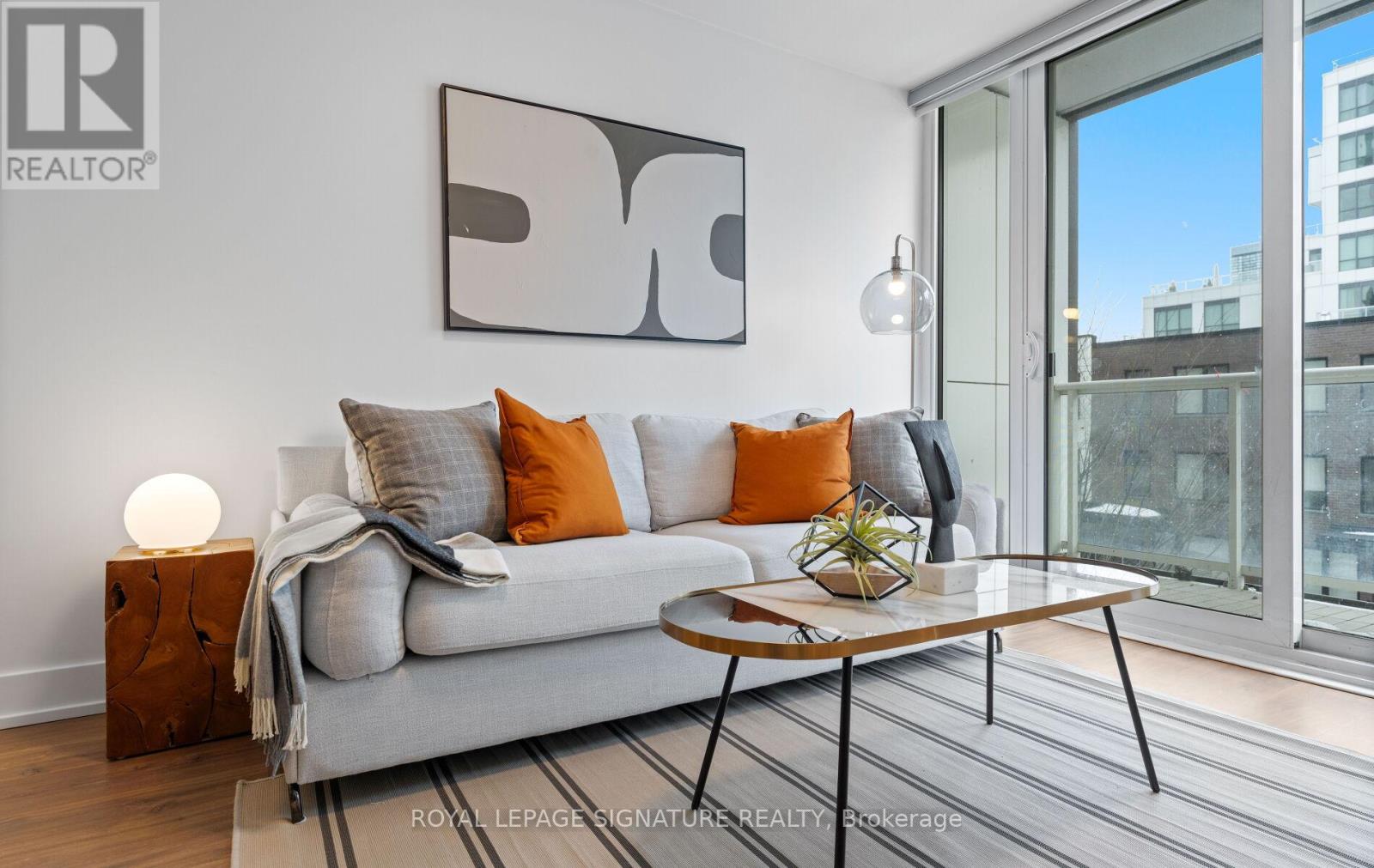 213 - 80 Vanauley Street, Toronto, Ontario  M5T 0C9 - Photo 8 - C12975284