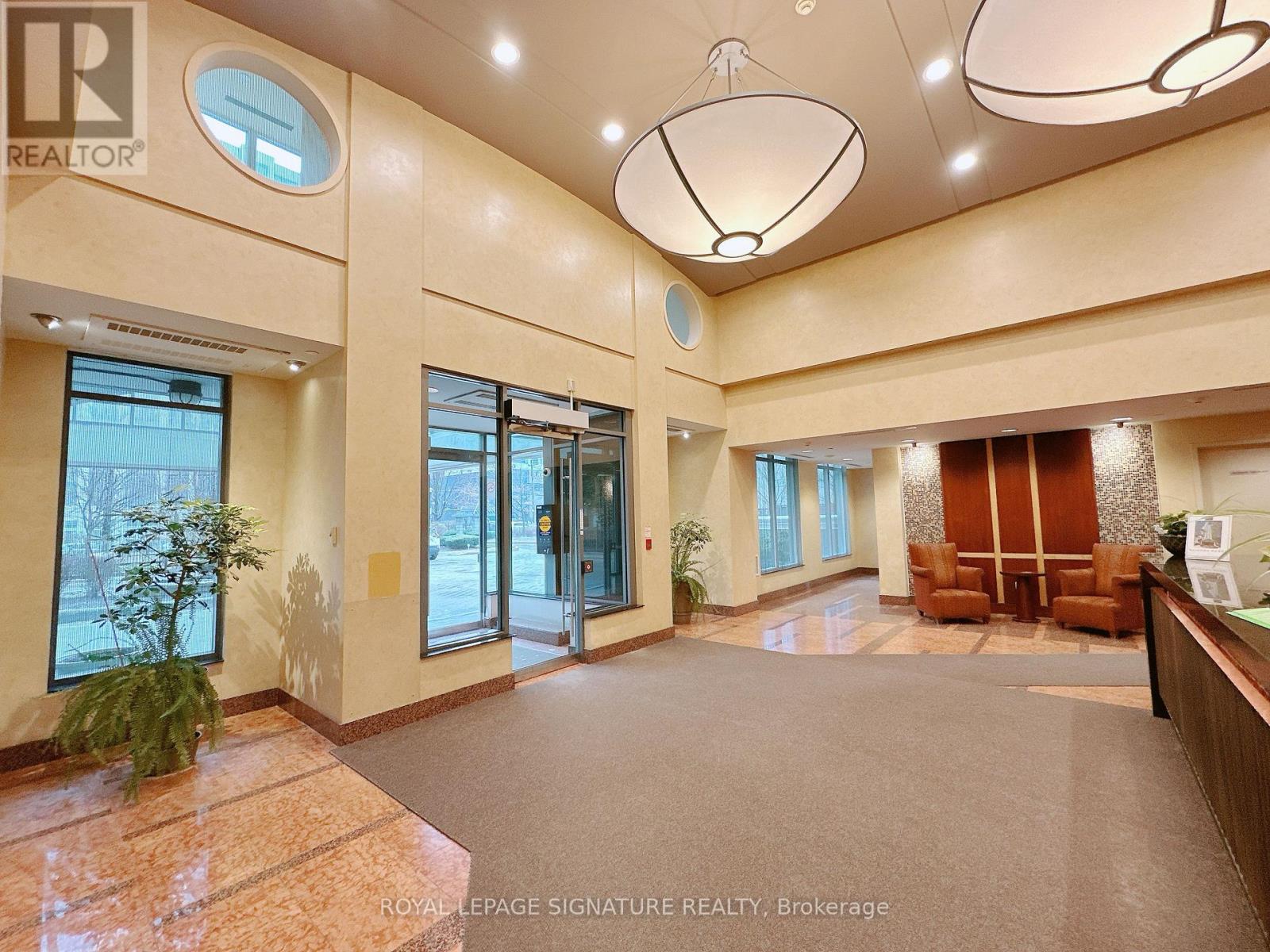 905 - 21 Hillcrest Avenue, Toronto, Ontario M2N 7K2 - Photo 16 - C12975292