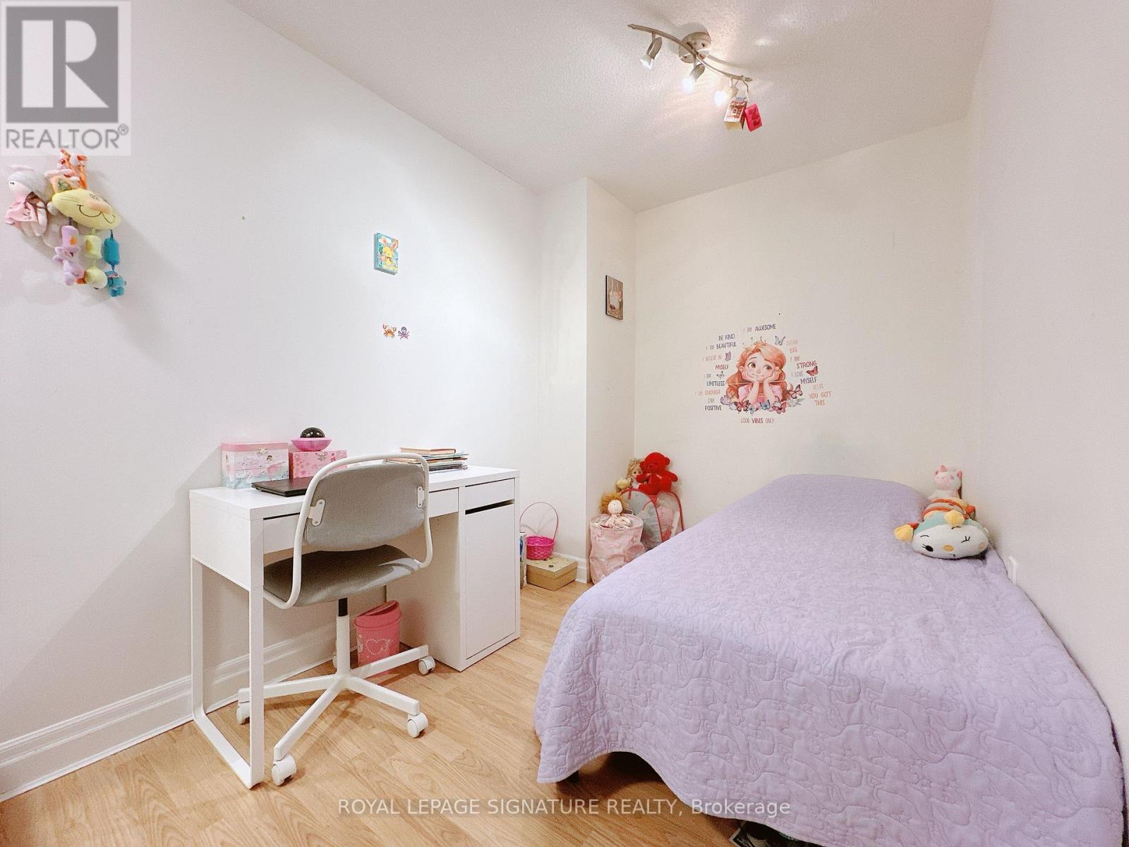 905 - 21 Hillcrest Avenue, Toronto, Ontario M2N 7K2 - Photo 5 - C12975292