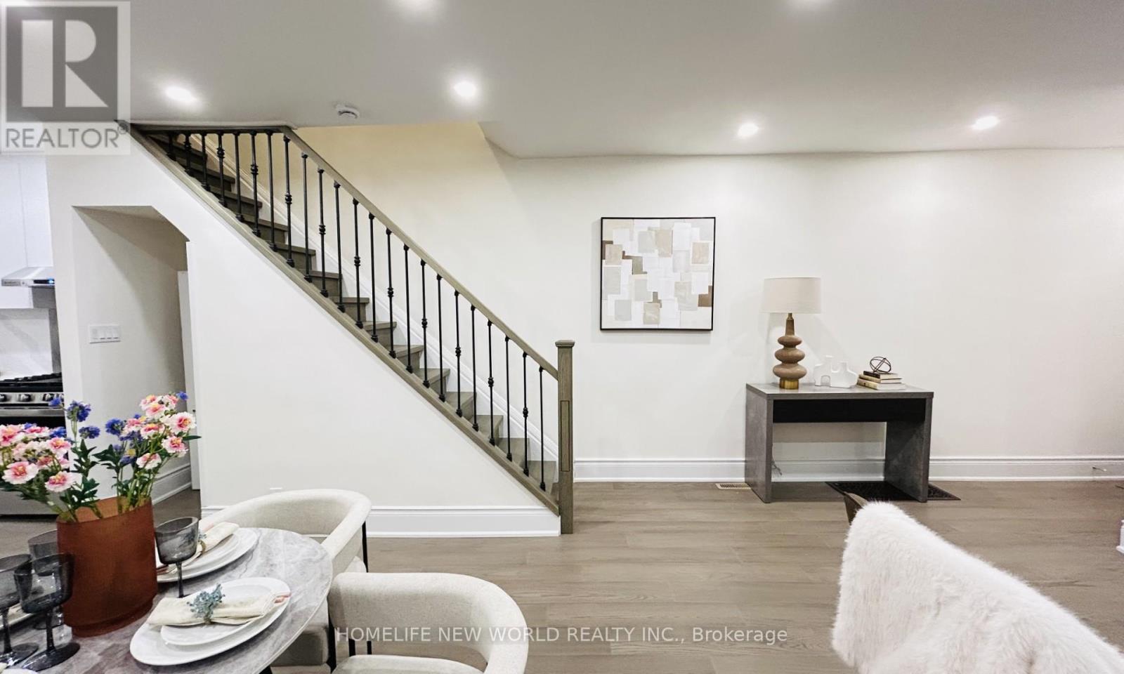 509 Dupont Street, Toronto, Ontario M6G 1Y6 - Photo 4 - C12975330