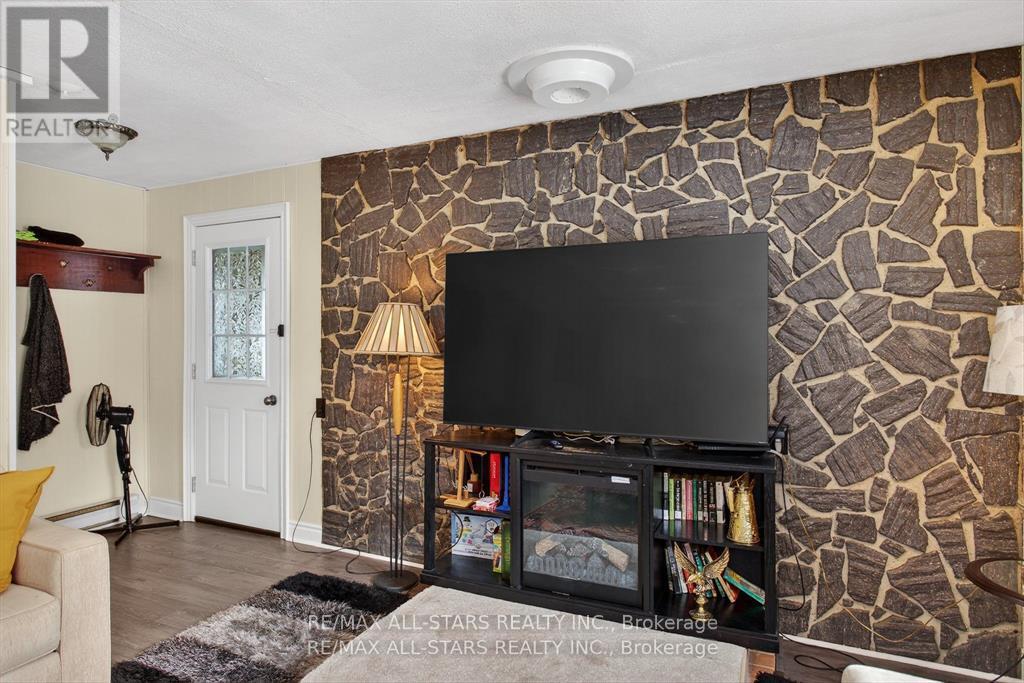 220 Mcguire Beach Road, Kawartha Lakes, Ontario K0M 2B0 - Photo 17 - X12975276