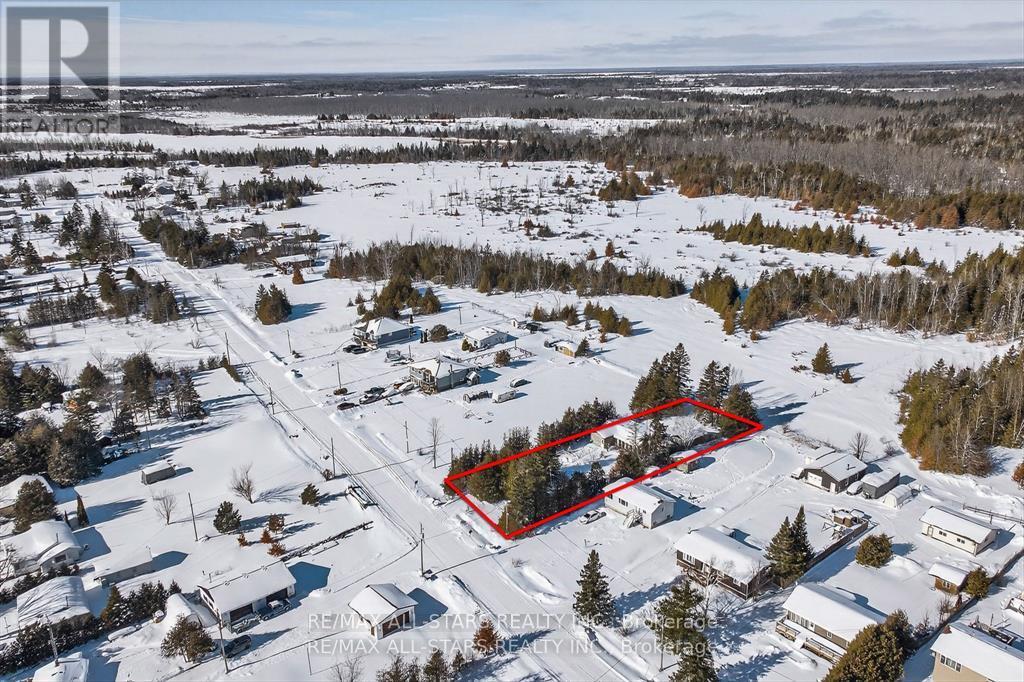 220 Mcguire Beach Road, Kawartha Lakes, Ontario K0M 2B0 - Photo 38 - X12975276