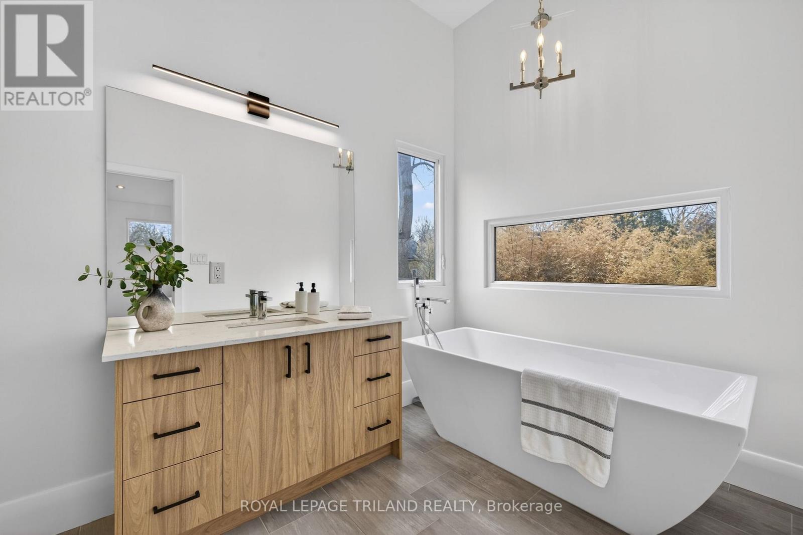 14 Lundy Lane, London South, Ontario  N6C 3G5 - Photo 22 - X12975186