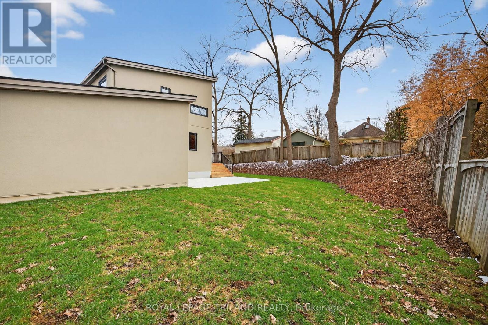 14 Lundy Lane, London South, Ontario  N6C 3G5 - Photo 43 - X12975186