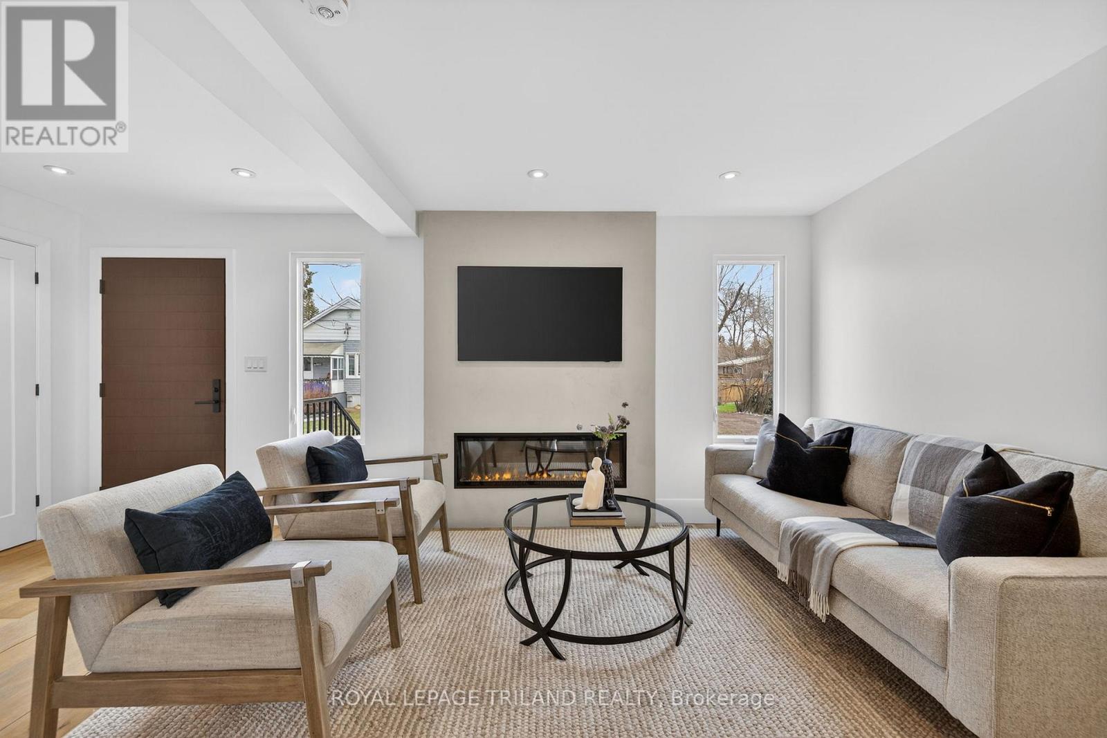 14 Lundy Lane, London South, Ontario  N6C 3G5 - Photo 8 - X12975186