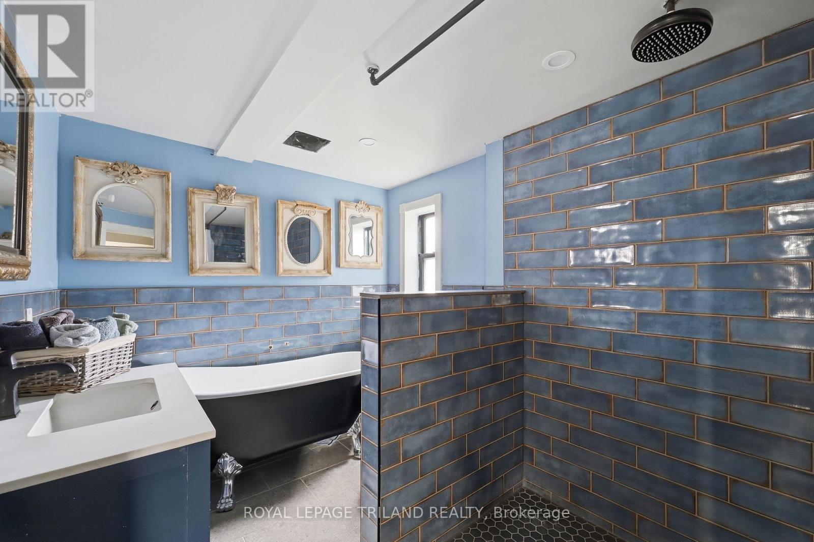 108 Mcclary Avenue, London South (South F), Ontario  N6C 1P8 - Photo 25 - X12975268