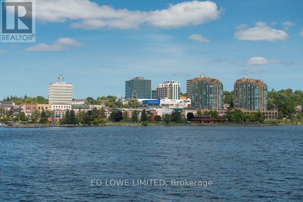 302 - 89 Dunlop Street E, Barrie, Ontario  L4M 1A7 - Photo 11 - S12805730