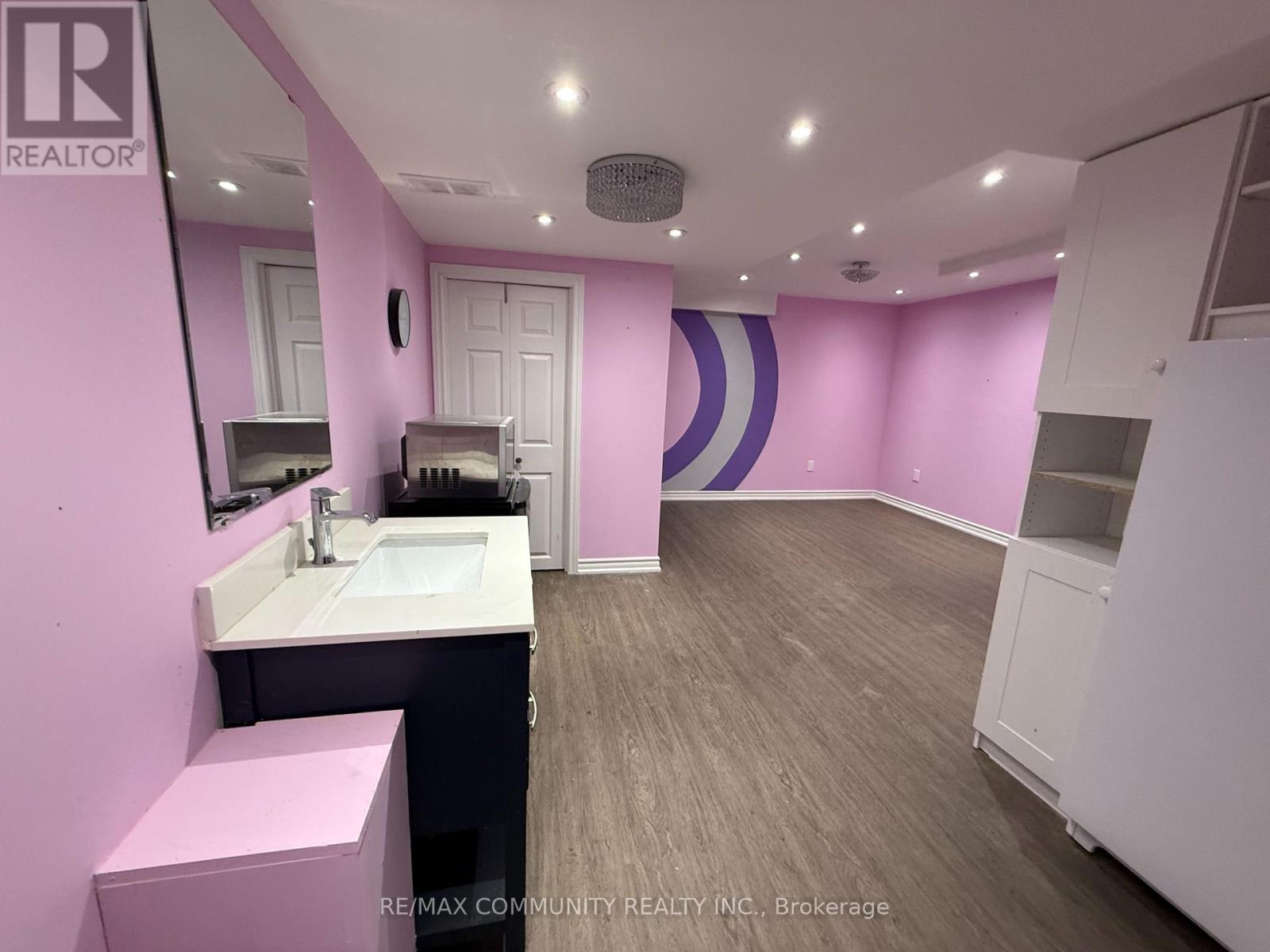 B1 - 11 Barden Crescent, Ajax, Ontario  L1Z 2A8 - Photo 4 - E12975150