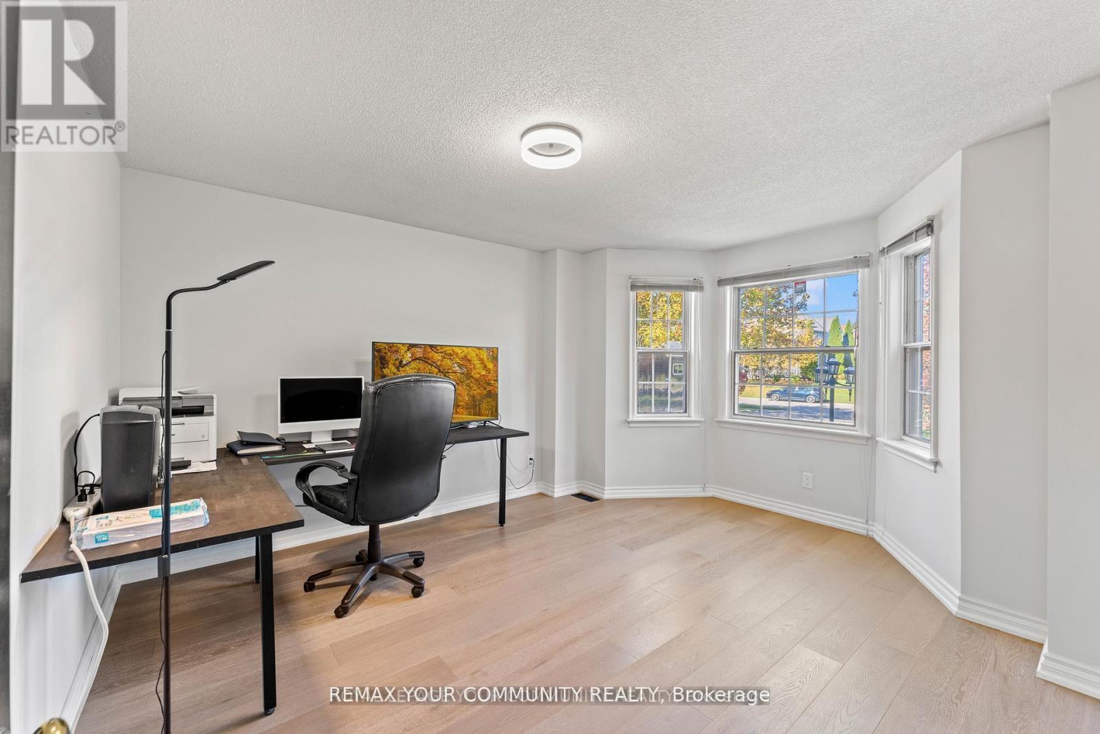 1645 Acorn Lane, Pickering, Ontario  L1Y 1A7 - Photo 15 - E12975160