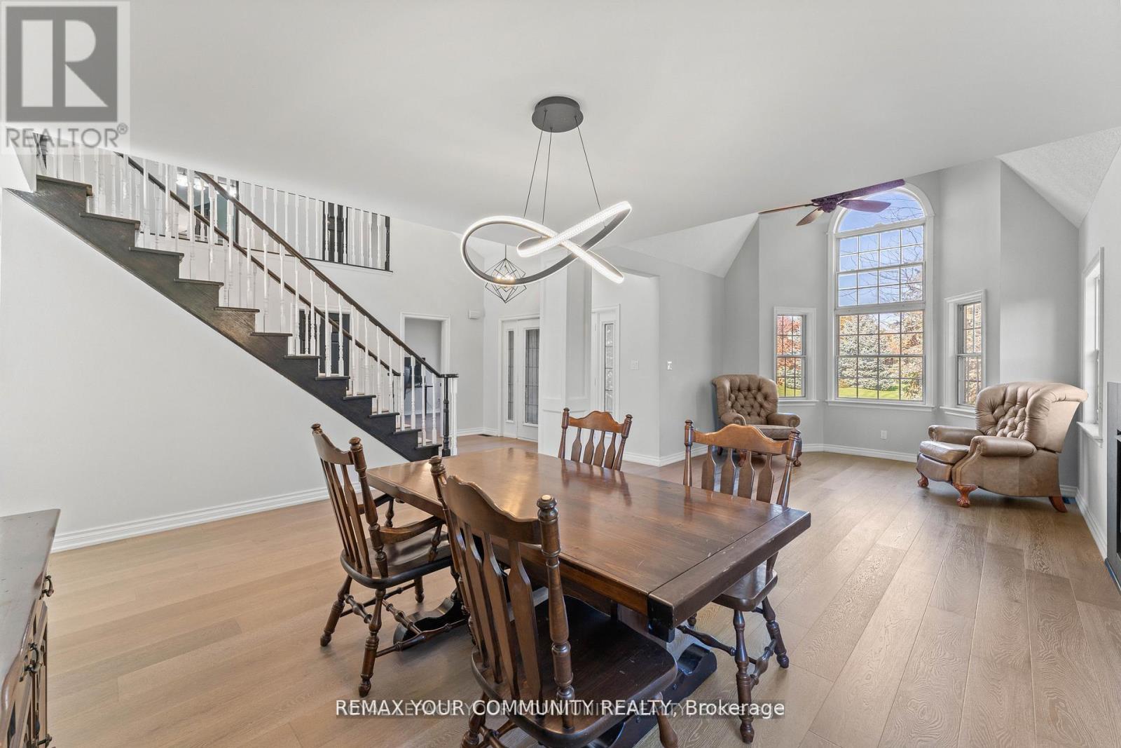 1645 Acorn Lane, Pickering, Ontario  L1Y 1A7 - Photo 8 - E12975160