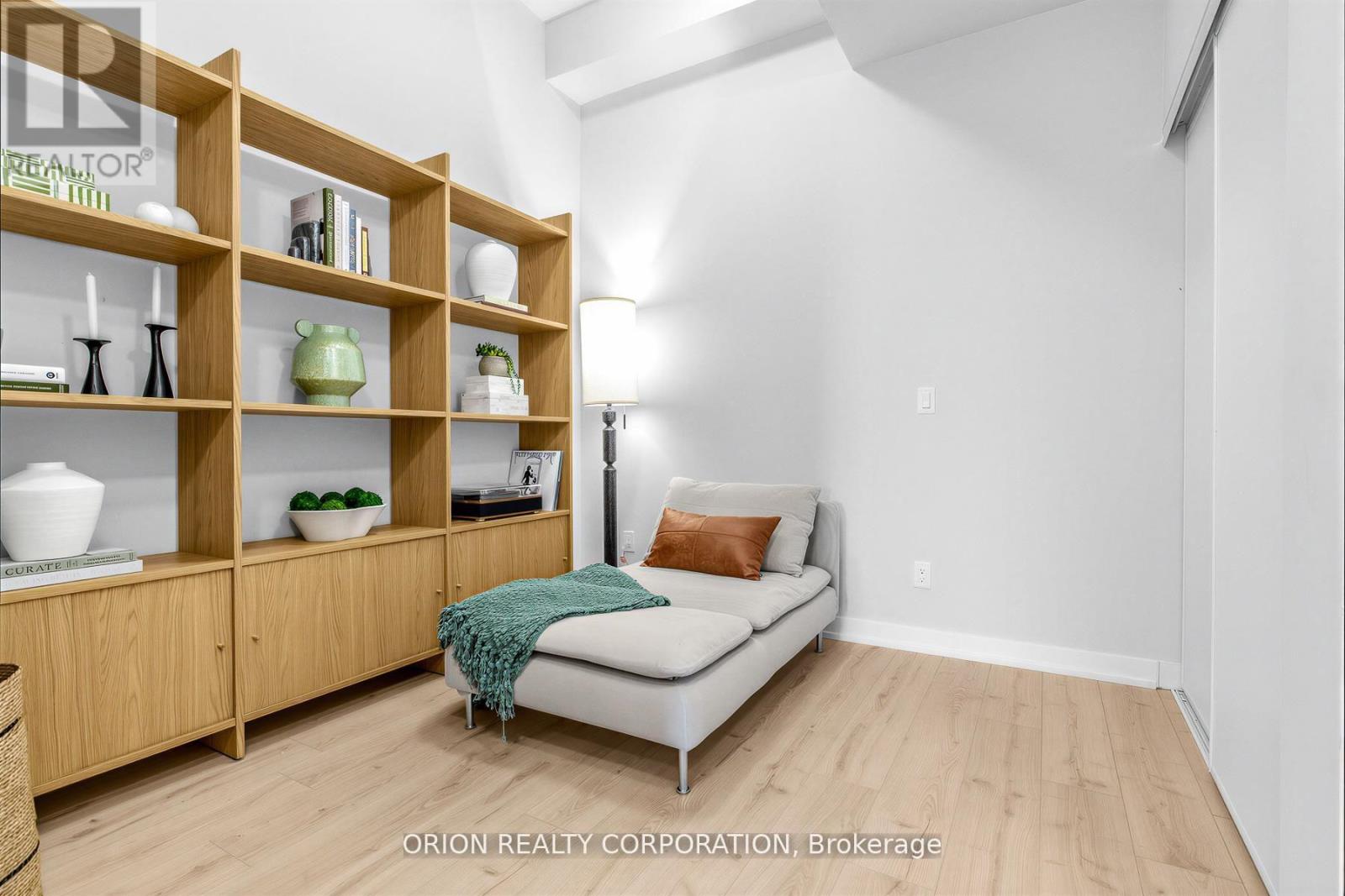 110 - 201 Brock Street S, Whitby, Ontario  L1N 4K2 - Photo 13 - E12975216