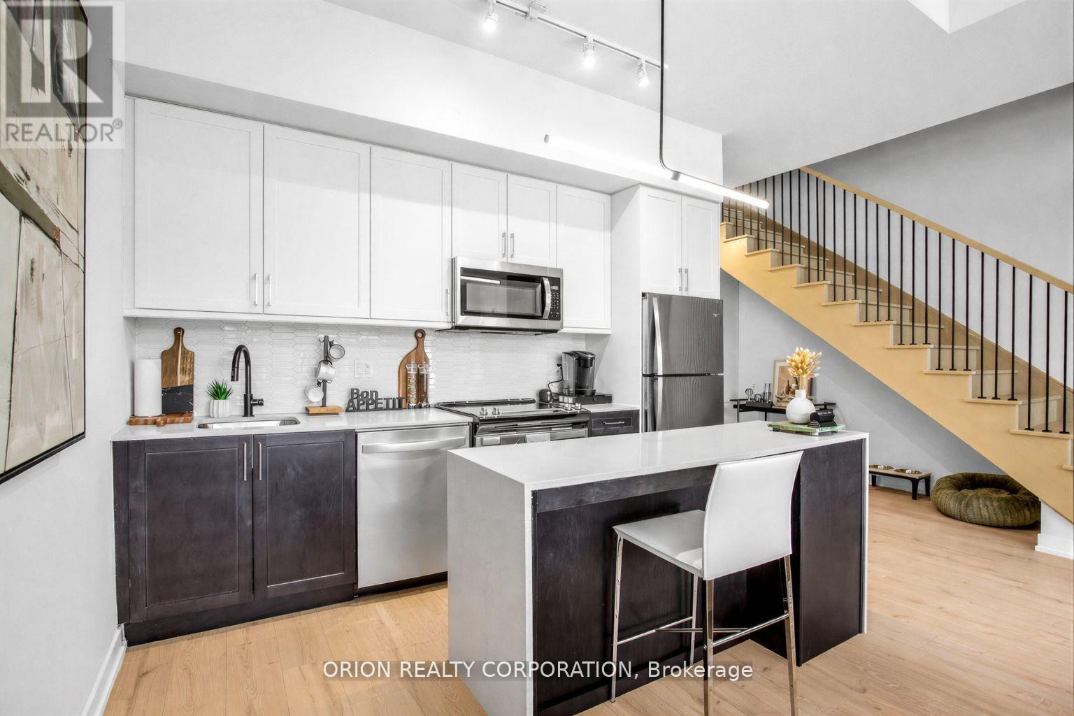 110 - 201 Brock Street S, Whitby, Ontario  L1N 4K2 - Photo 4 - E12975216