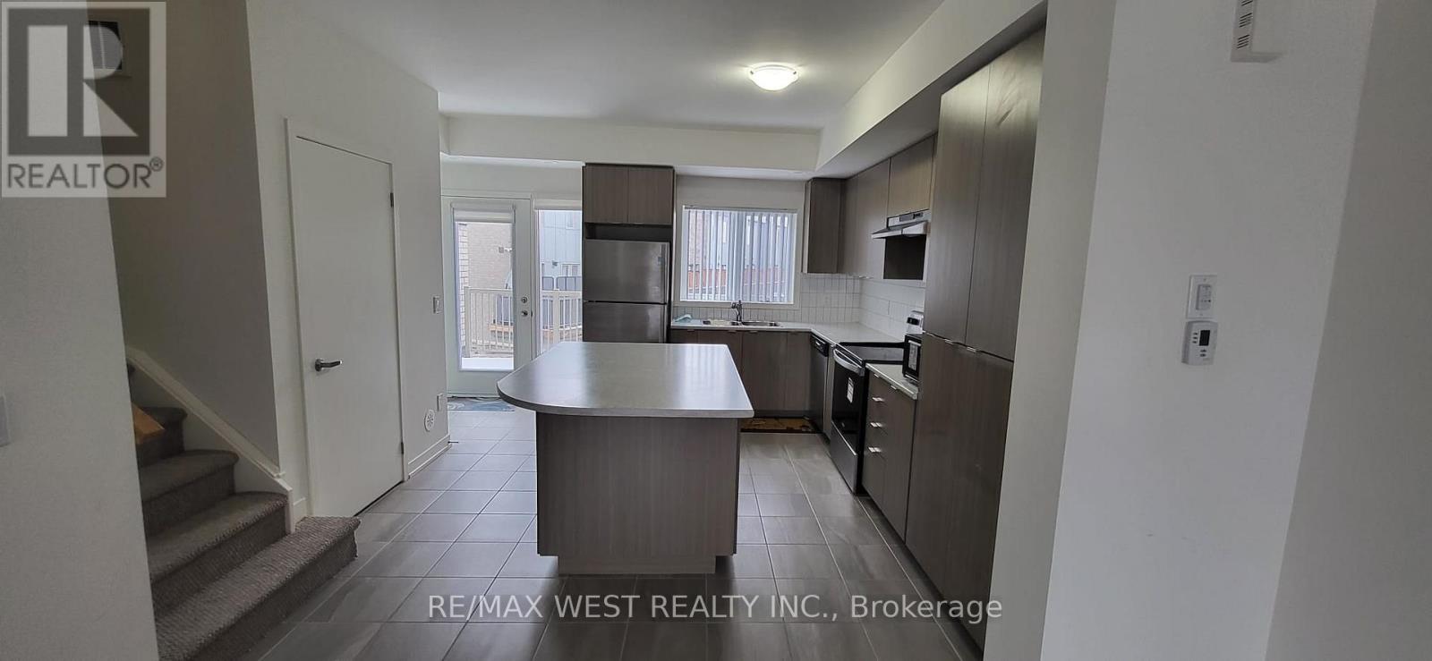 606 - 1525 Kingston Road, Pickering, Ontario  L1V 0E9 - Photo 4 - E12975296