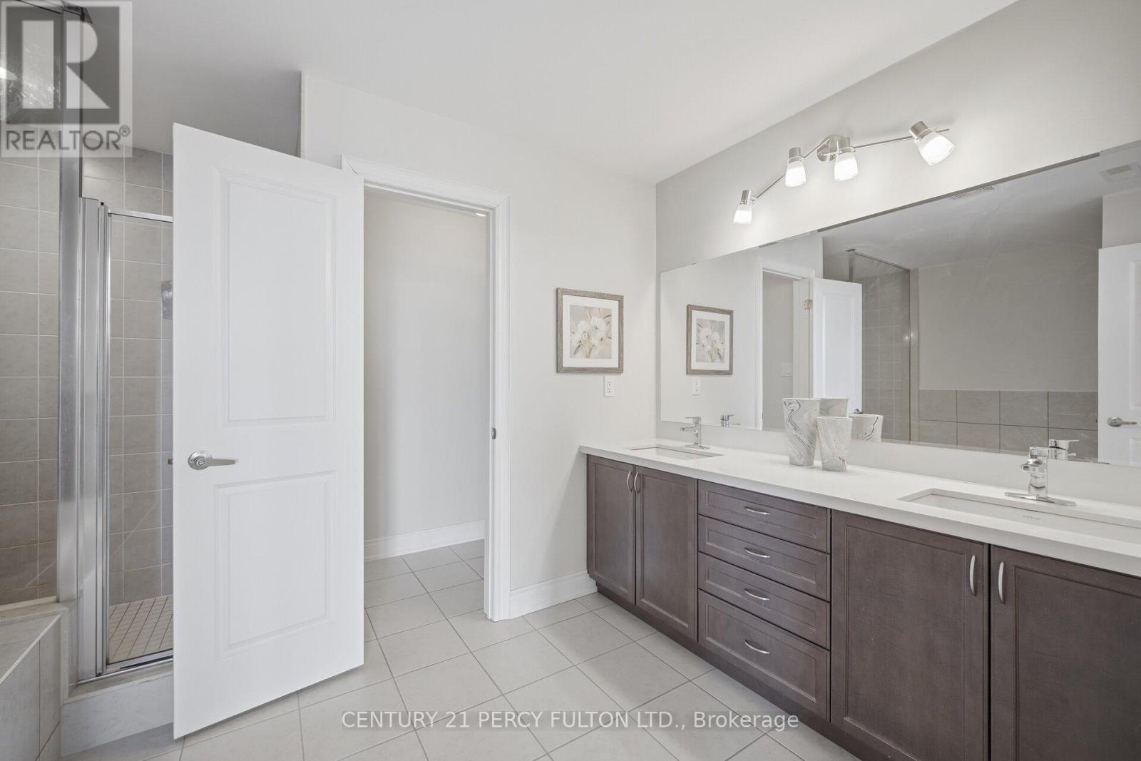 1281 Wharf Street, Pickering, Ontario  L1W 1A2 - Photo 17 - E12975302